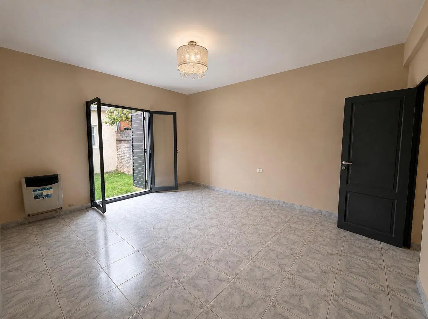 Casa en Venta 2 Dormitorios Barrio Panamericano 4