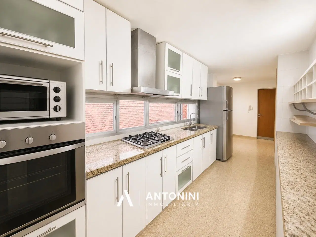 Casa en Venta Barrio Cofico 3 Dormitorios con Patio y Pileta. Cochera doble 4