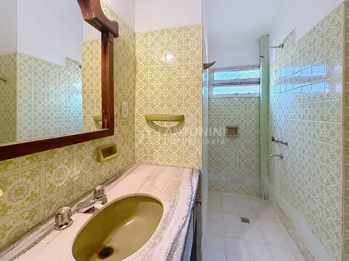 Foto de Casa en Venta de 5 Dormitorios en B° Arguello, imagen 2