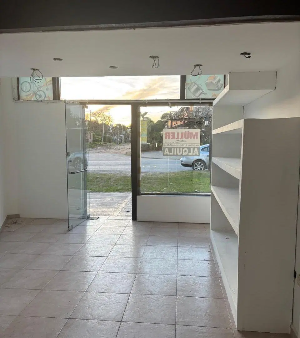 Alquiler Local comercial con gas natural!! 5