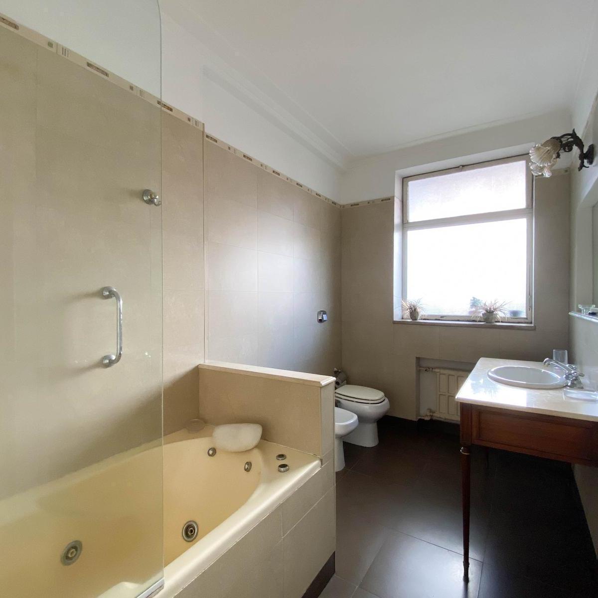 Departamento Exclusivo 4 Dorm. Centro Rosario 5