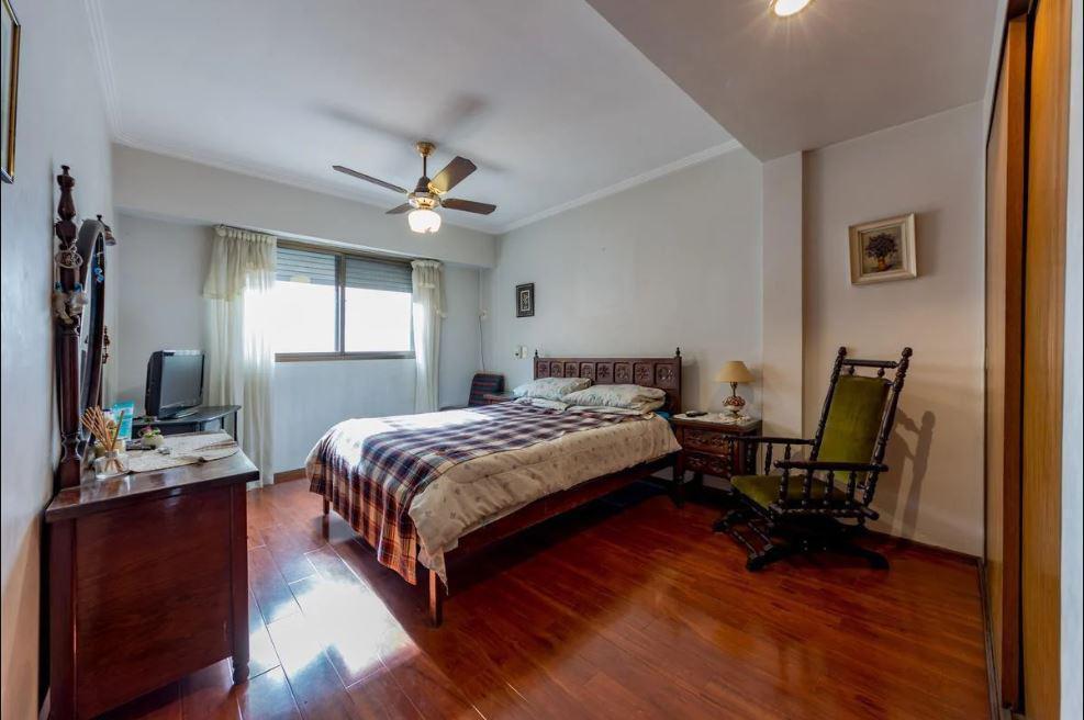 Piso Exclusivo 3 Dorm. con Cochera - Calidad Premium - Barrio Martin, Rosario. 1