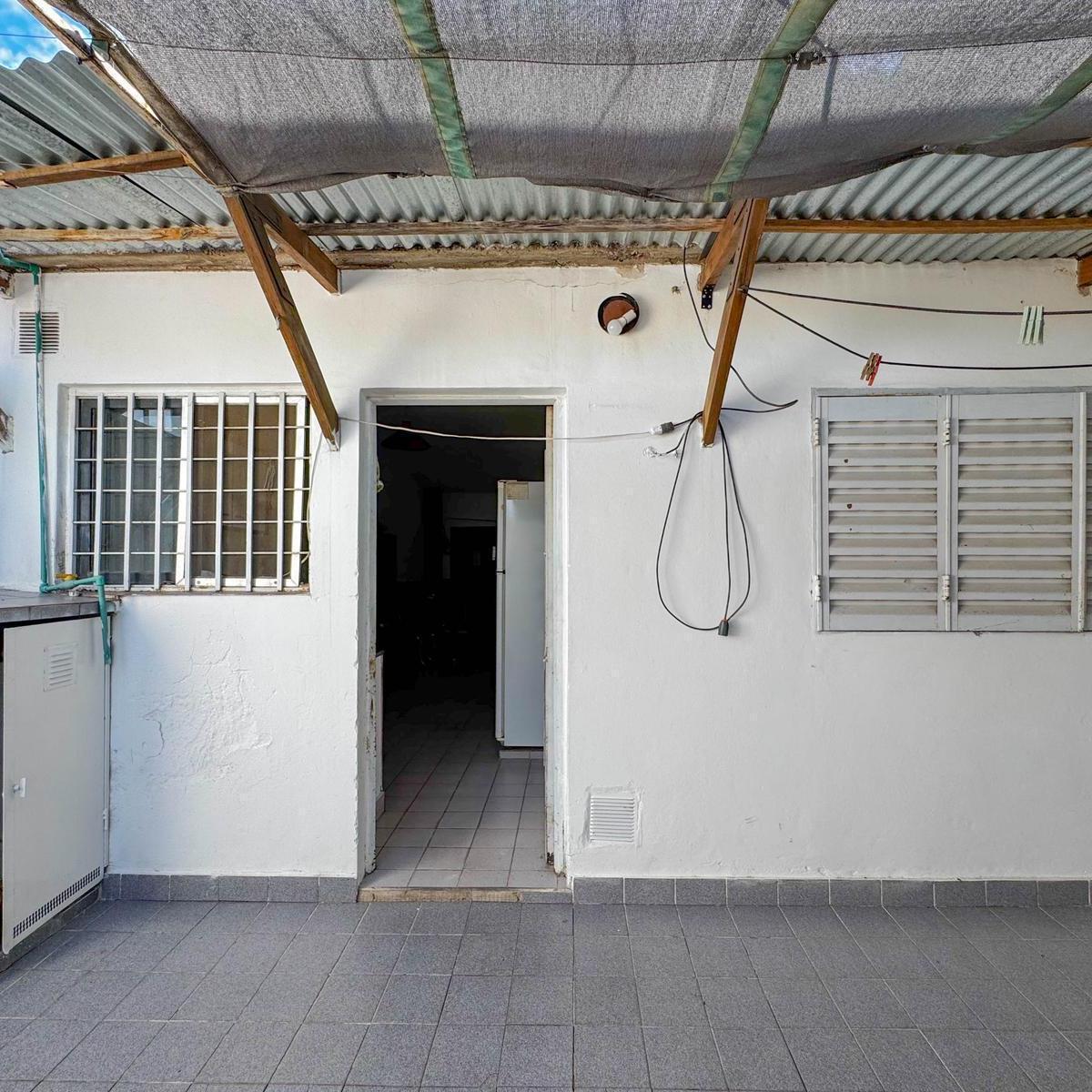 Casa de Dos Dorm. con Patio en Villa Gobernador Galvez 2