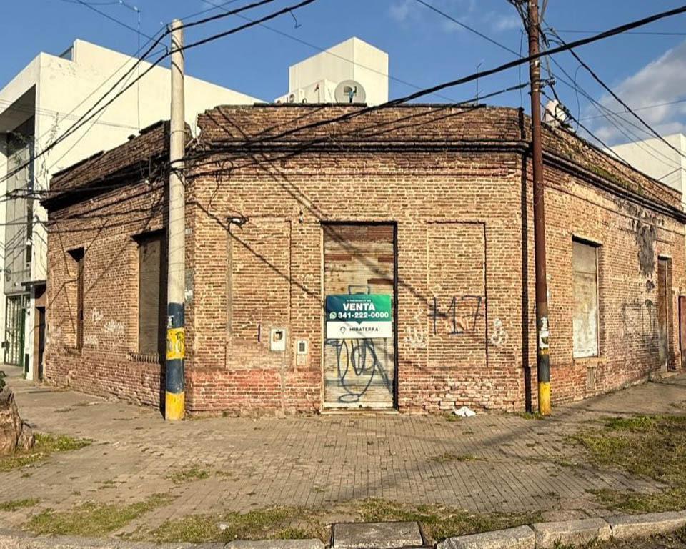 Terreno en esquina - POSIBILIDAD DE EDIFICAR PB y 3 PISOS - Zona Norte, Rosario