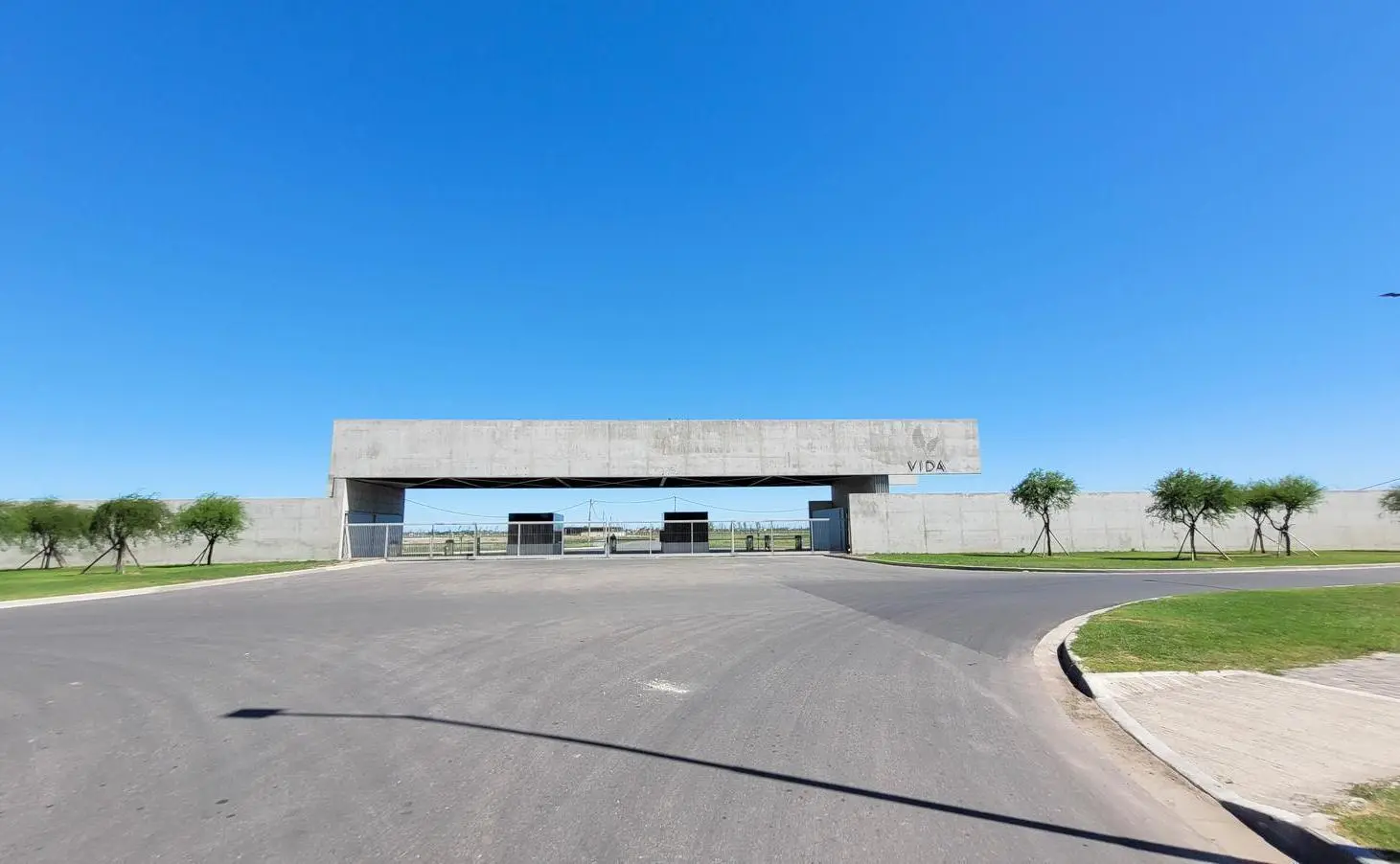 SUPER OPORTUNIDAD Terreno Vida Club de Campo Barrio Cerrado FUNES 5