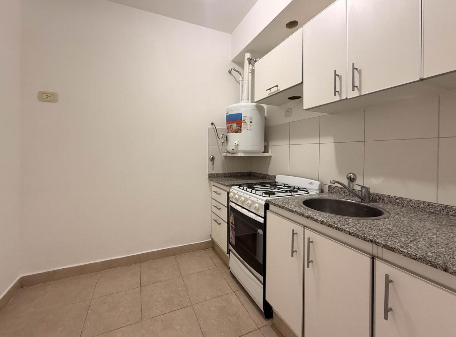 Departamento en oportunidad con patio de uso exclusivo