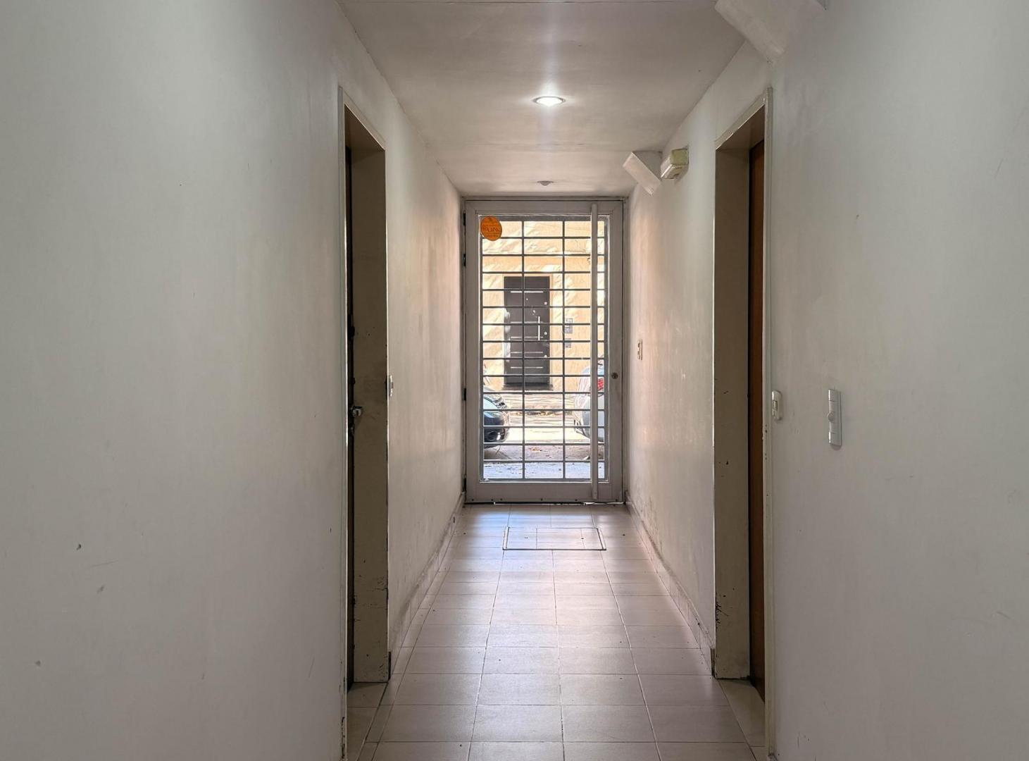 Departamento en oportunidad con patio de uso exclusivo
