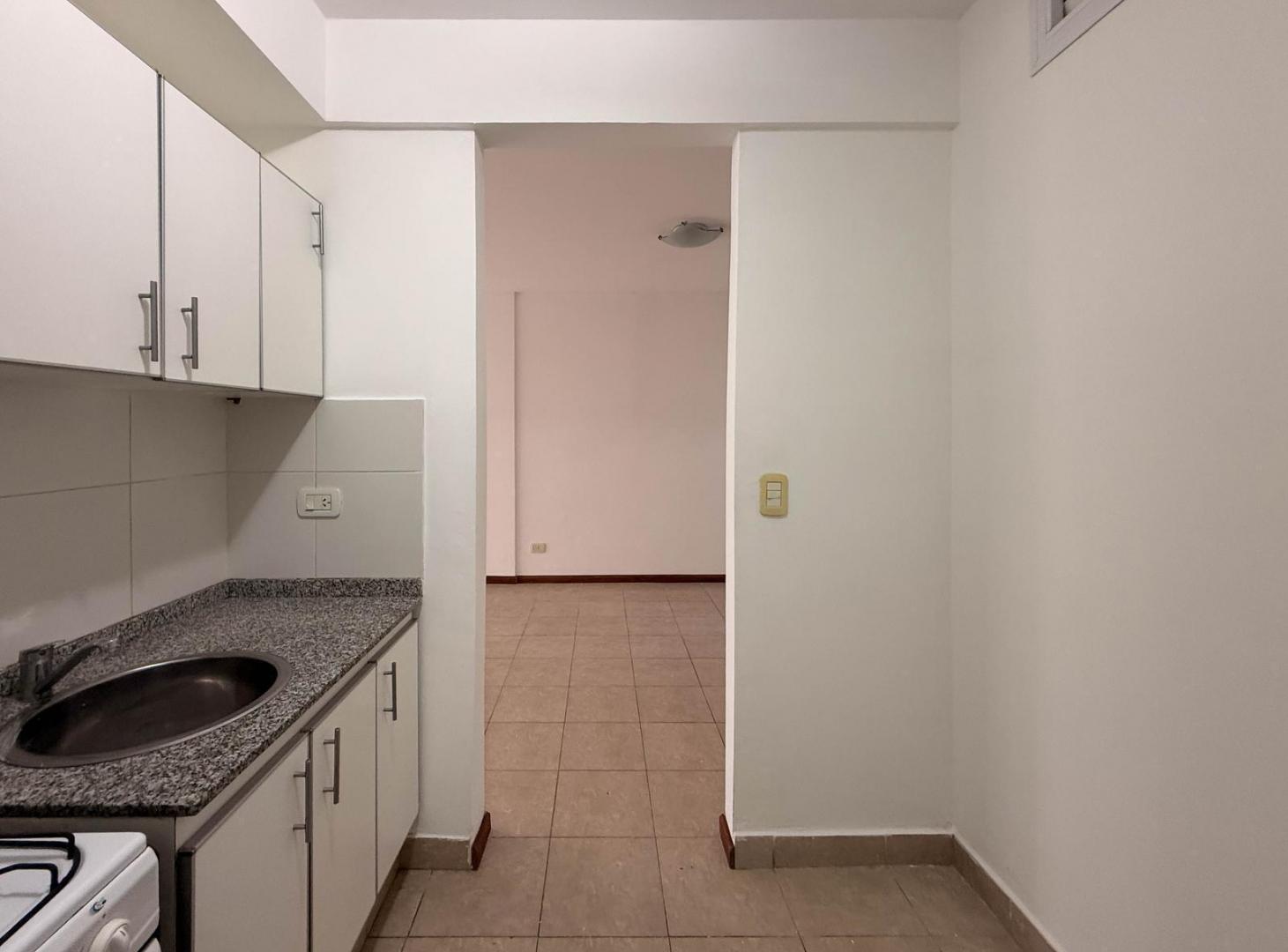 Departamento en oportunidad con patio de uso exclusivo