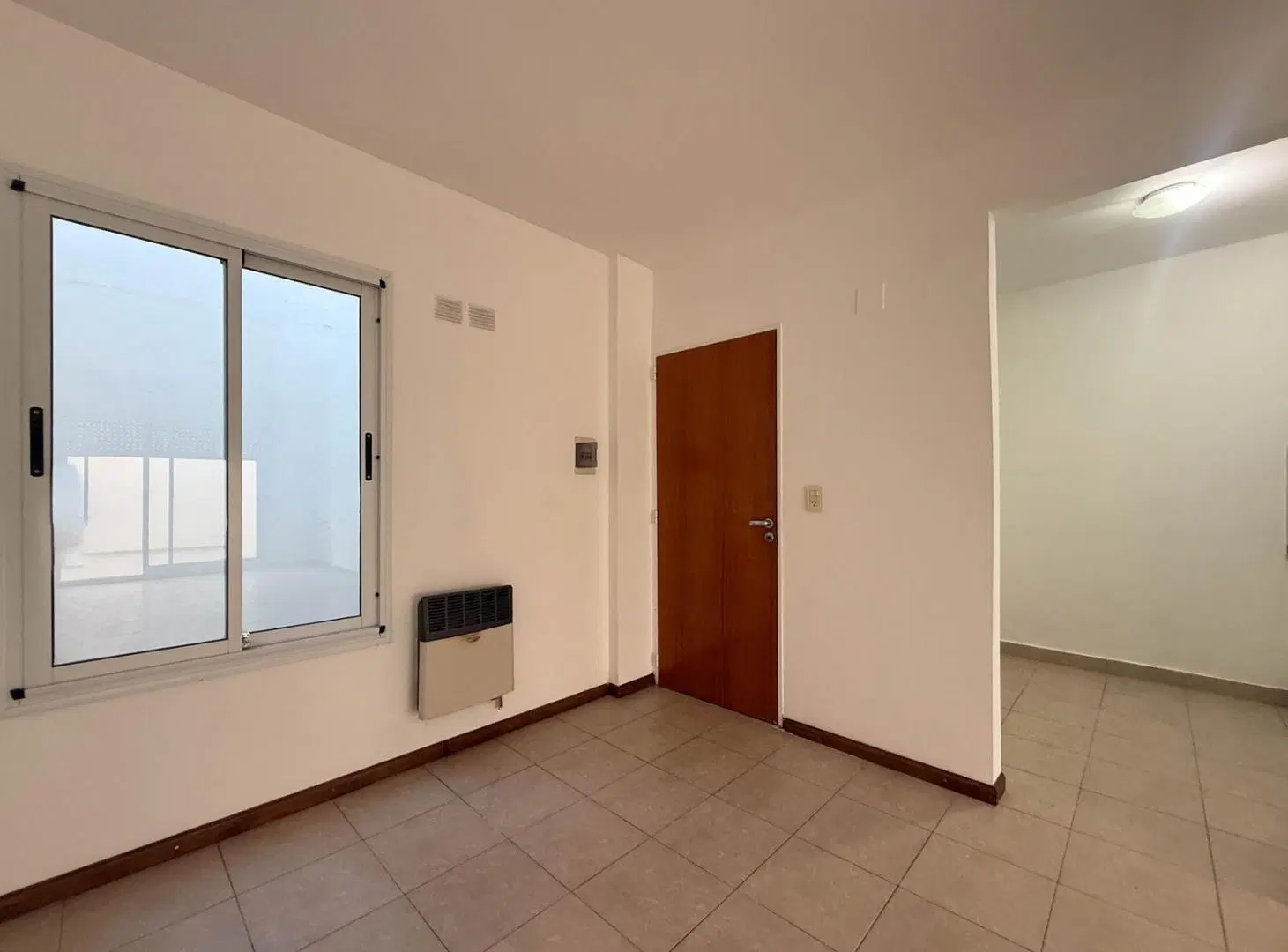Departamento en oportunidad con patio de uso exclusivo 3