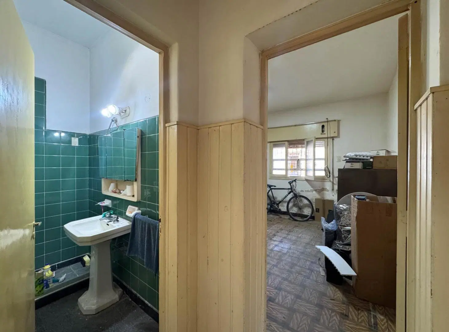 CASA CON GARAGE, UN DORMITORIO , PATIO, TERRAZA Y GRAN GALPÓN. 5
