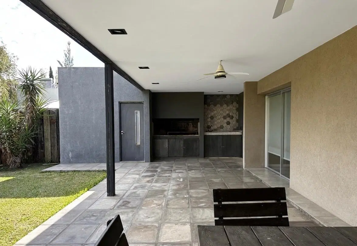 Casa en Punta Chacra 2