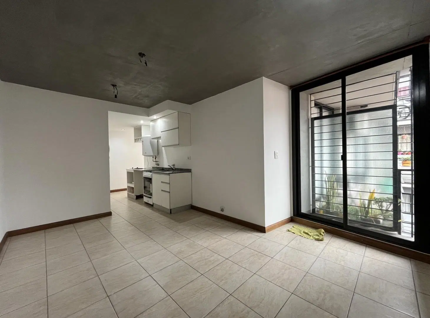 Departamento de un dormitorio en alquiler en Echesortu 5