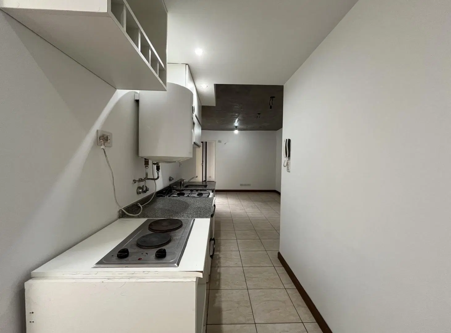 Departamento de un dormitorio en alquiler en Echesortu 3