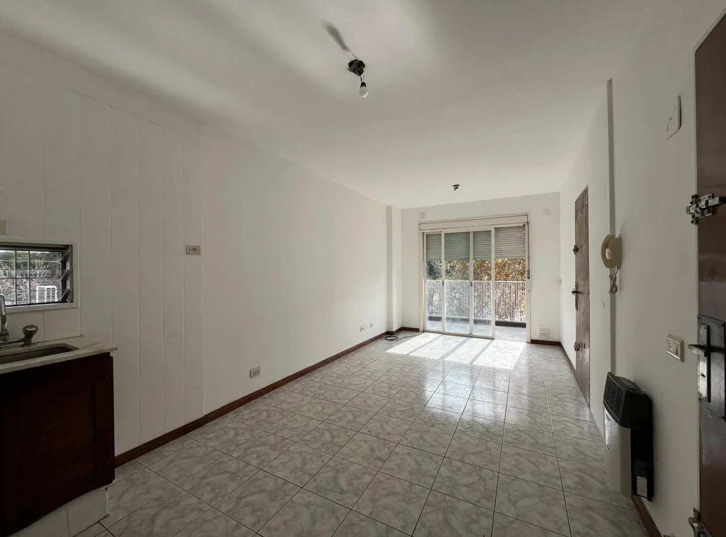 Departamento de un dormitorio en alquiler en Pichincha 4