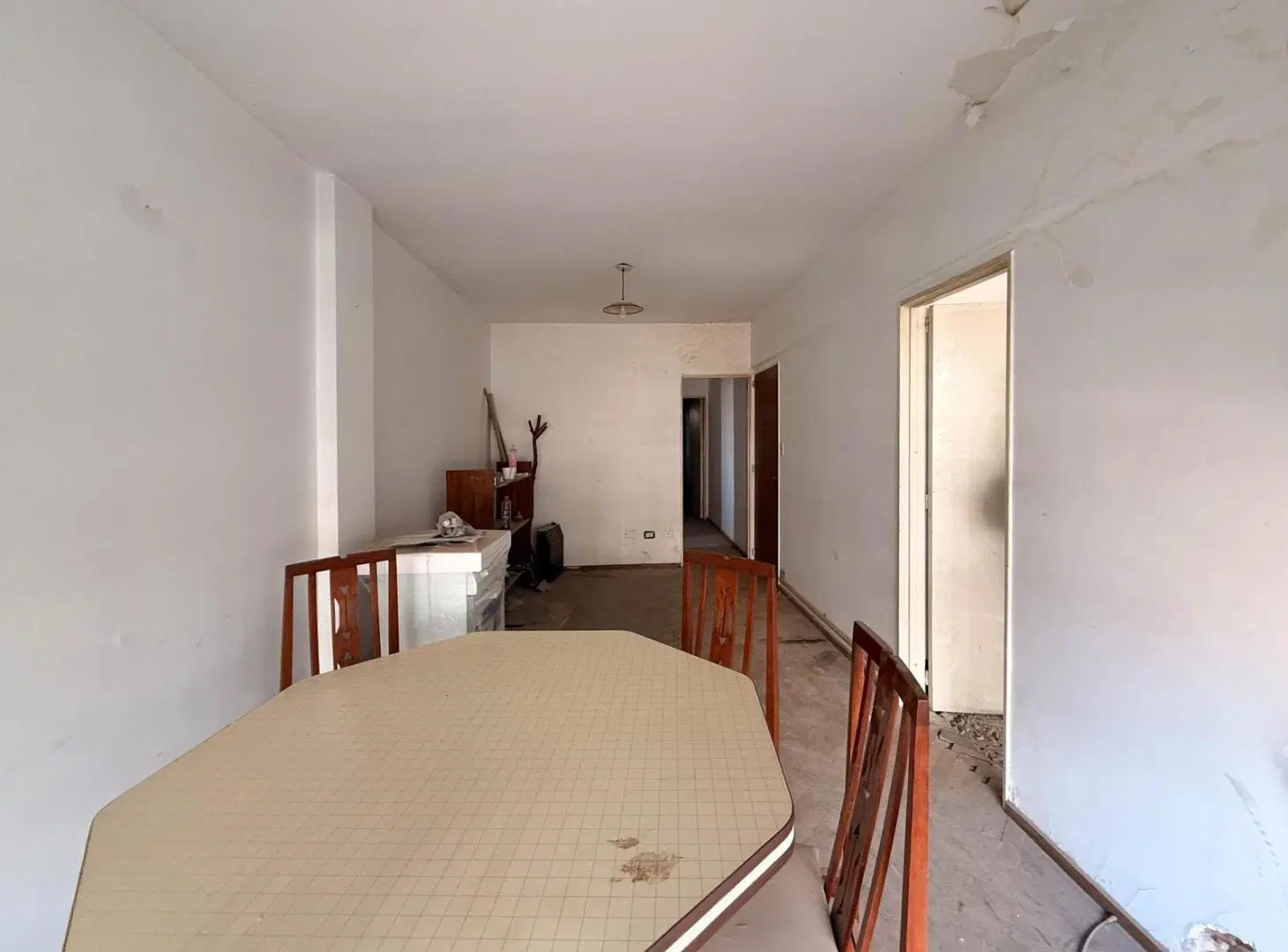 Sarmiento 1242 - DEPARTAMENTO A RECICLAR 4