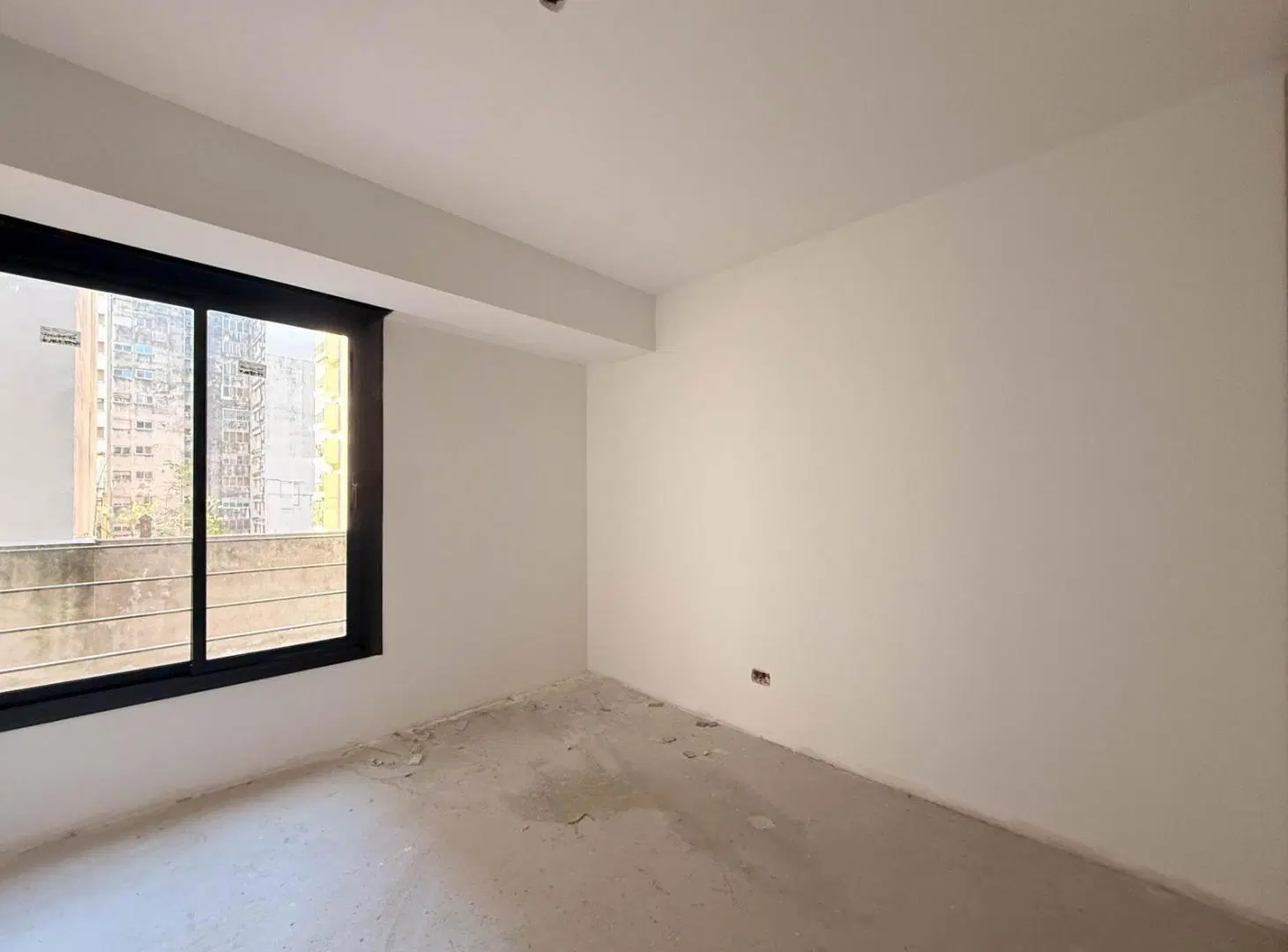 Departamento en venta de 3 dormitorios con vista al rio 2