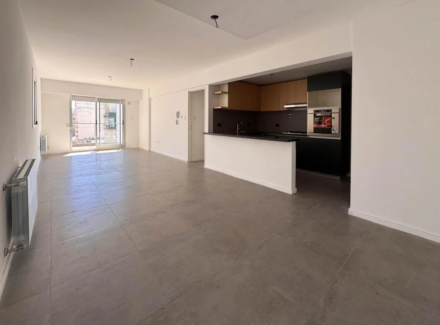 Departamento en tres dormitorios con amenities y cochera 2