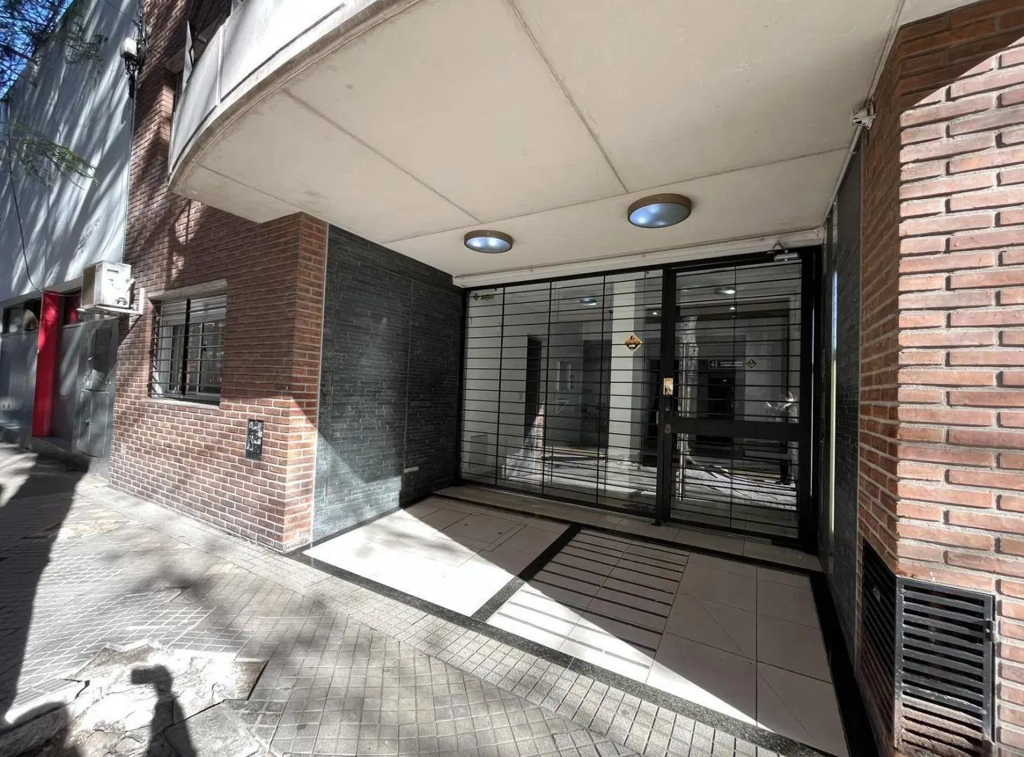 Departamento de un dormitorio con balcon en alquiler en barrio Martin 4