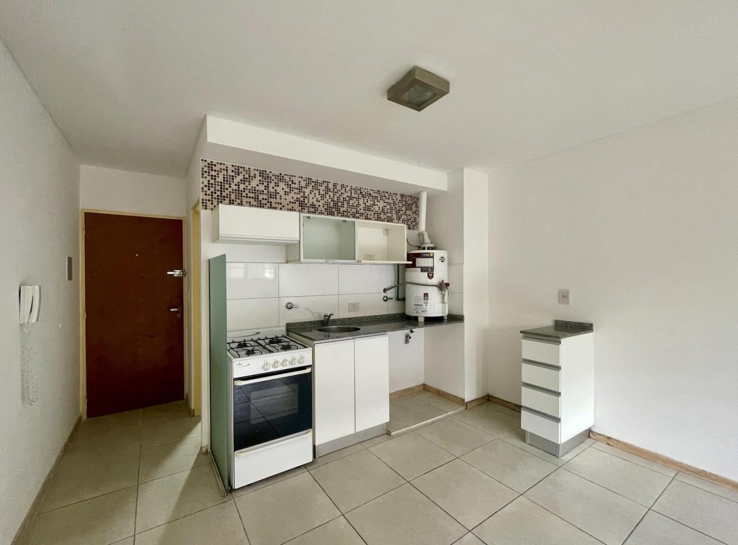 Foto de Departamento en venta de un ambiente en Zona Centro con pileta y, imagen 5