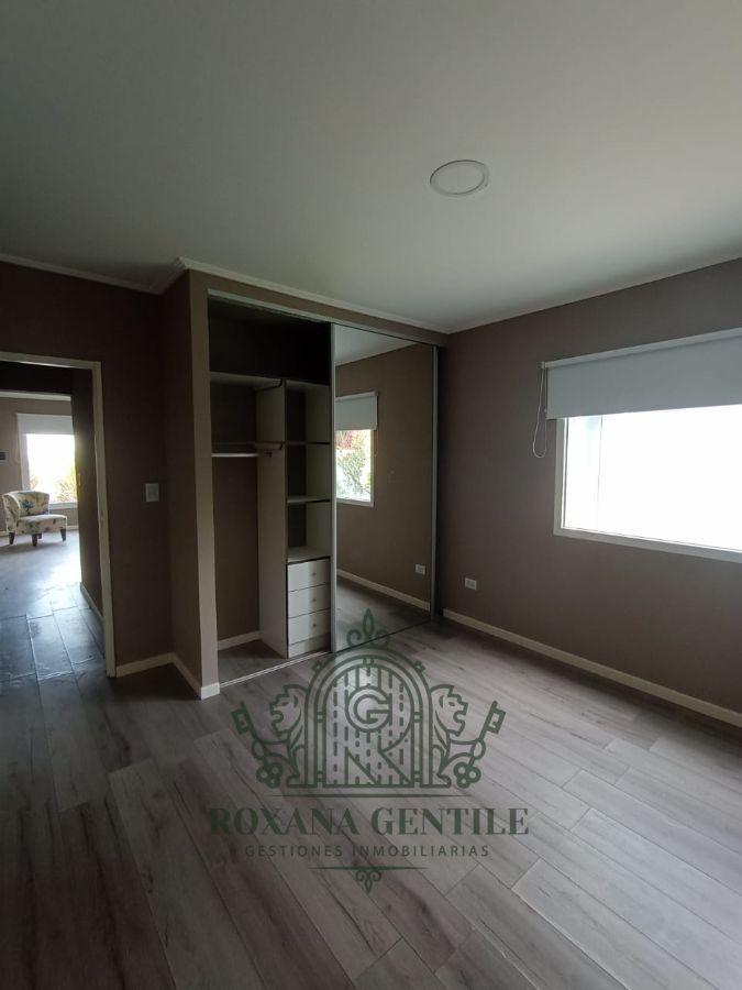 Casa Quinta en Venta de 363 m² Ubicado en Tandil 2
