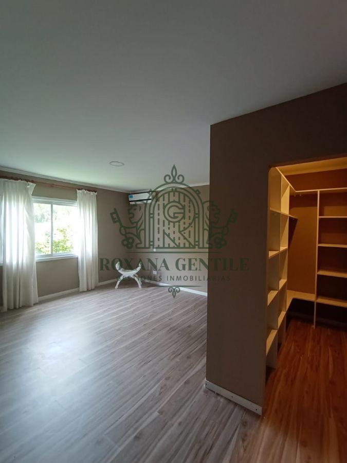 Casa Quinta en Venta de 363 m² Ubicado en Tandil 3