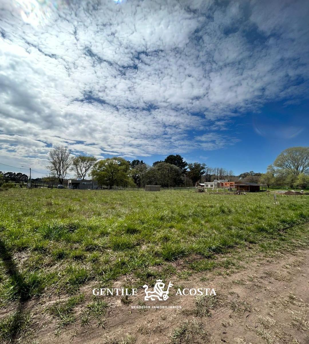 Lote 1870 m² 1