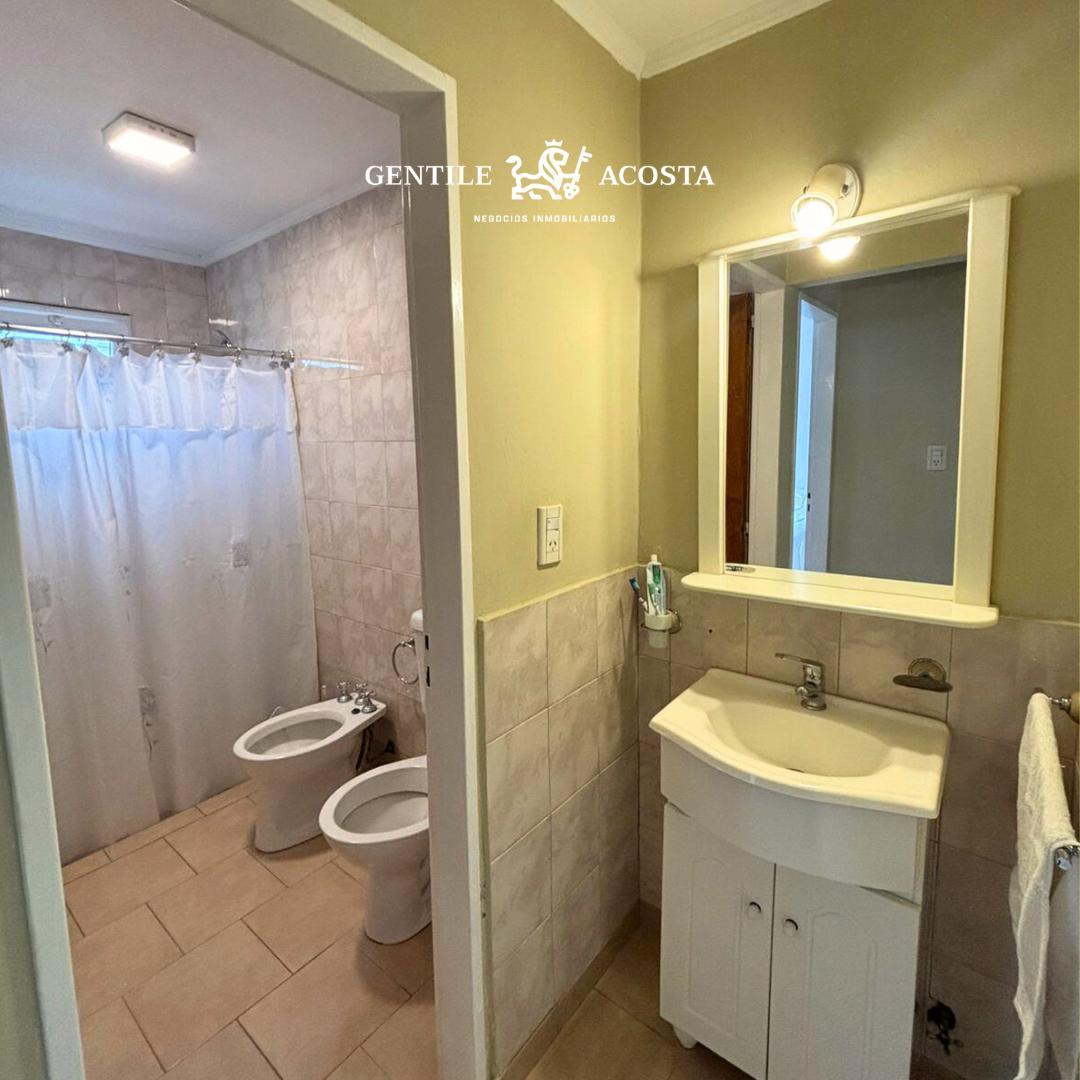 Casa en Venta, Zona La Rural 1