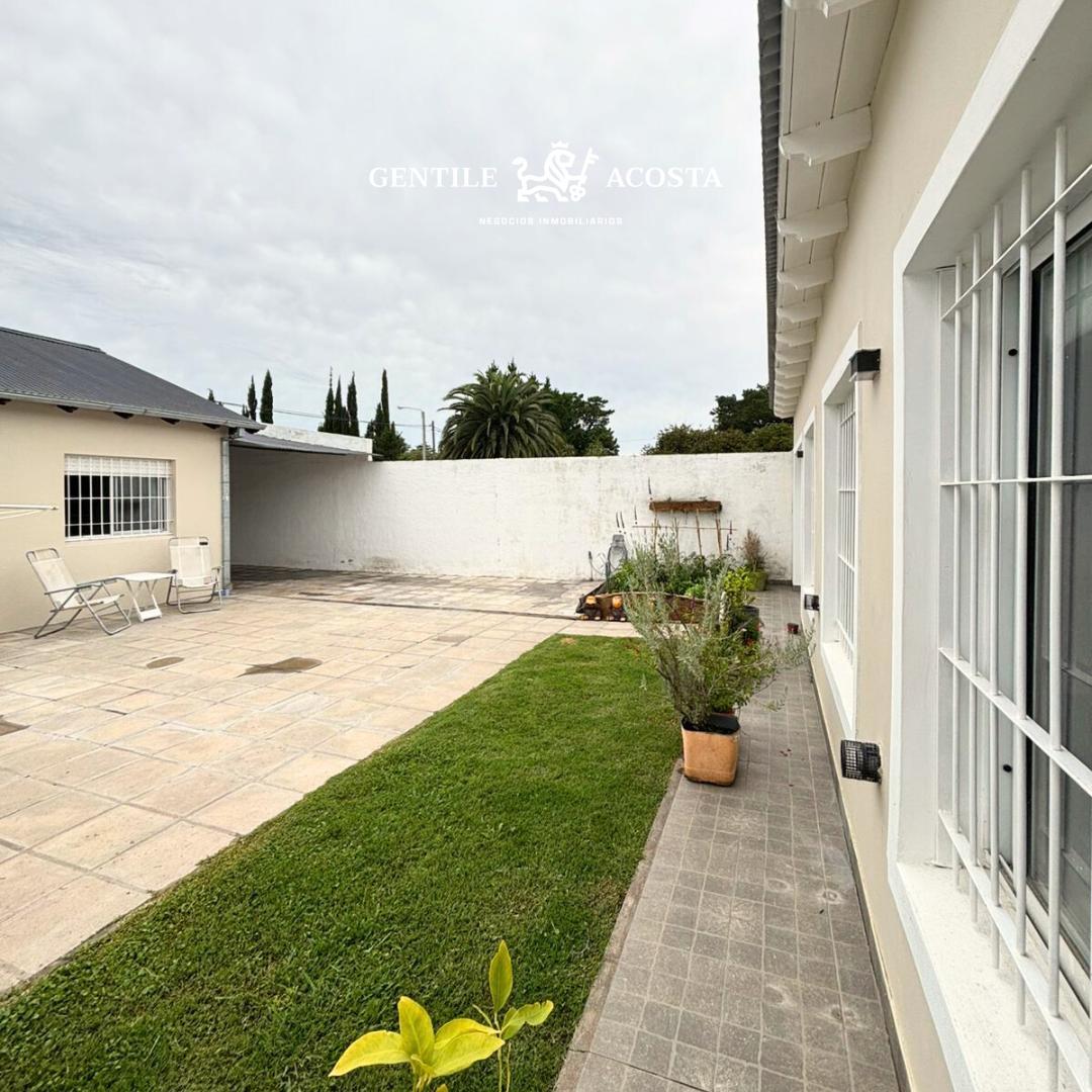 Casa en Venta, Zona La Rural 4