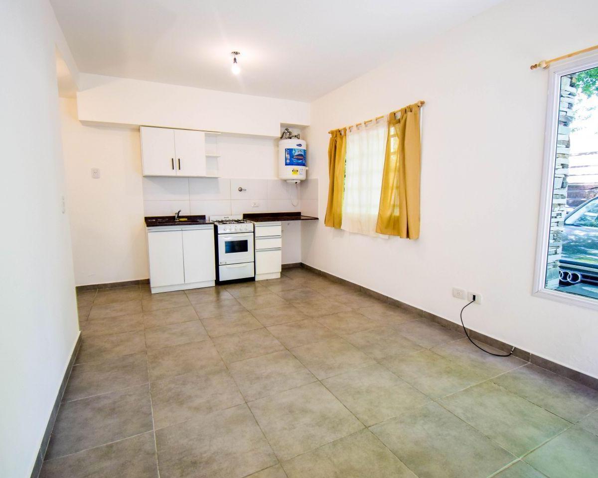 Departamento Dos Ambientes, Planta Baja, con Cochera 4