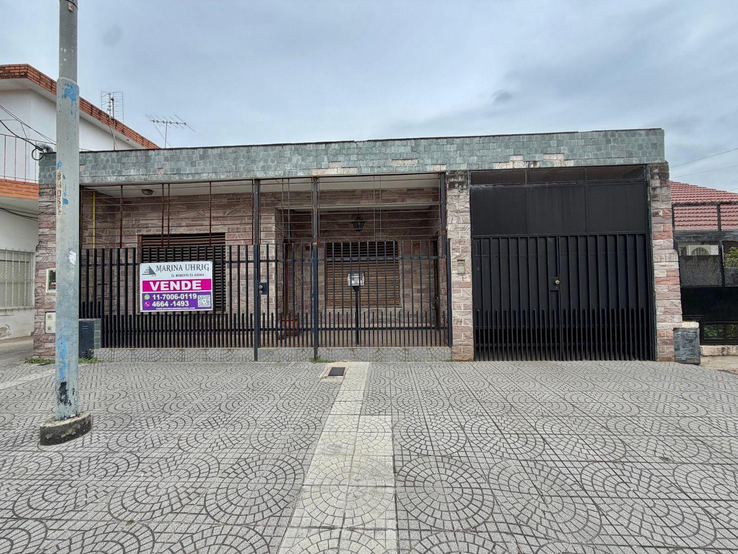 Foto de Venta en bloque. Casa, galpón y departamento, imagen 3