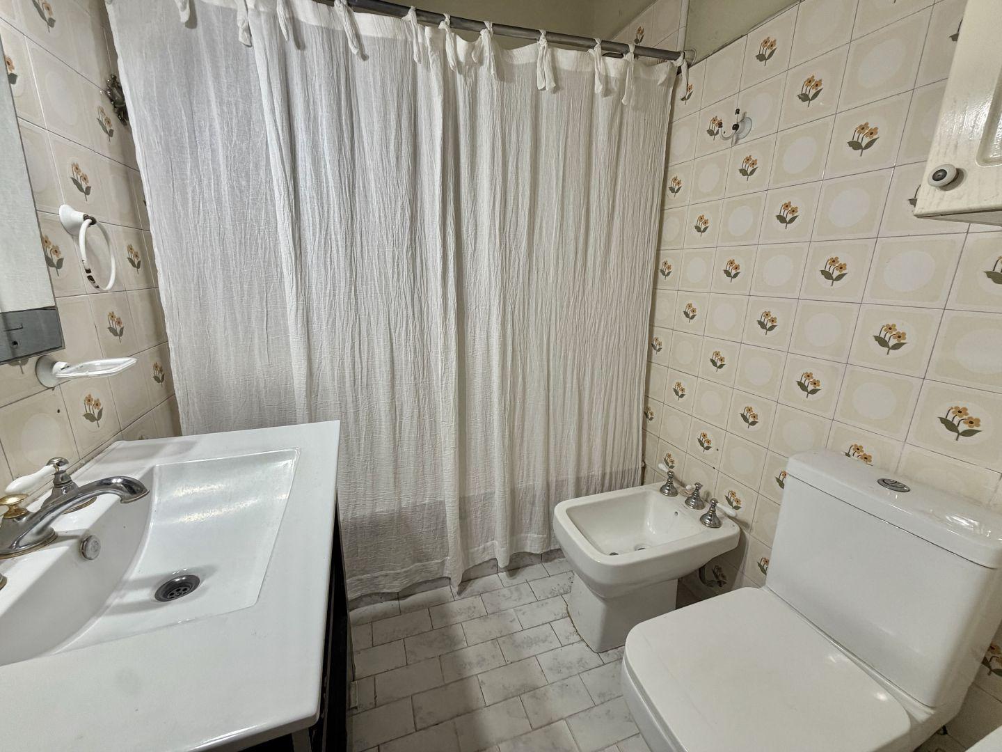 Foto de Alquiler casa 4 ambientes José C Paz, imagen 5