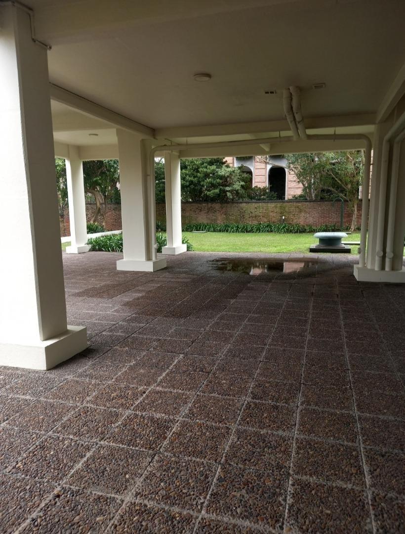 Foto de Departamento de 5 ambientes - c/balcón c/frente y cochera, imagen 5