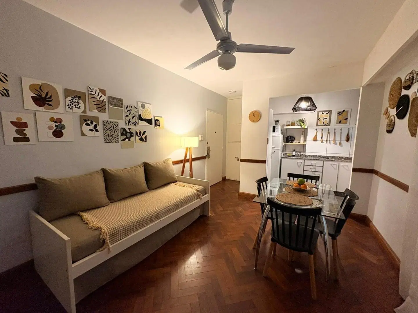 Departamento de 2 ambientes - Centro 4