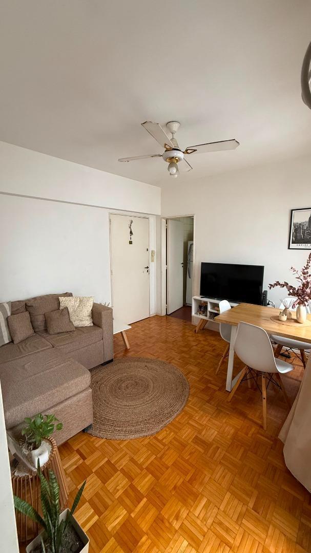 Foto de Departamento de 2 ambientes con balcon corrido- Recoleta, imagen 4