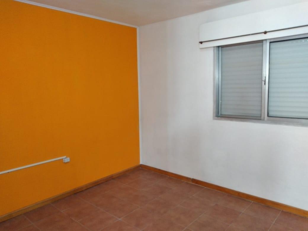 Casa y Departamento en Venta, en Pleno Centro. Urdinarrain. 4