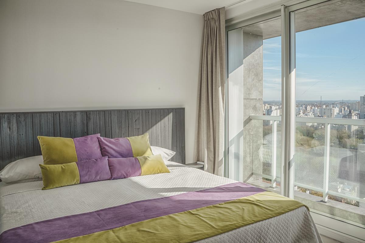 Venta departamento 4 ambientes a estrenar zona La Perla vista al mar con cochera