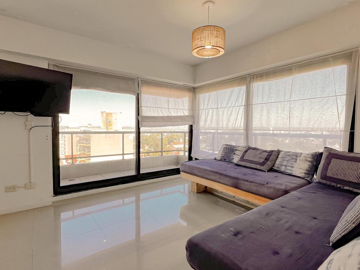 Venta Departamento 4 Ambientes Zona Playa Grande Vista Al Mar con Cochera 2