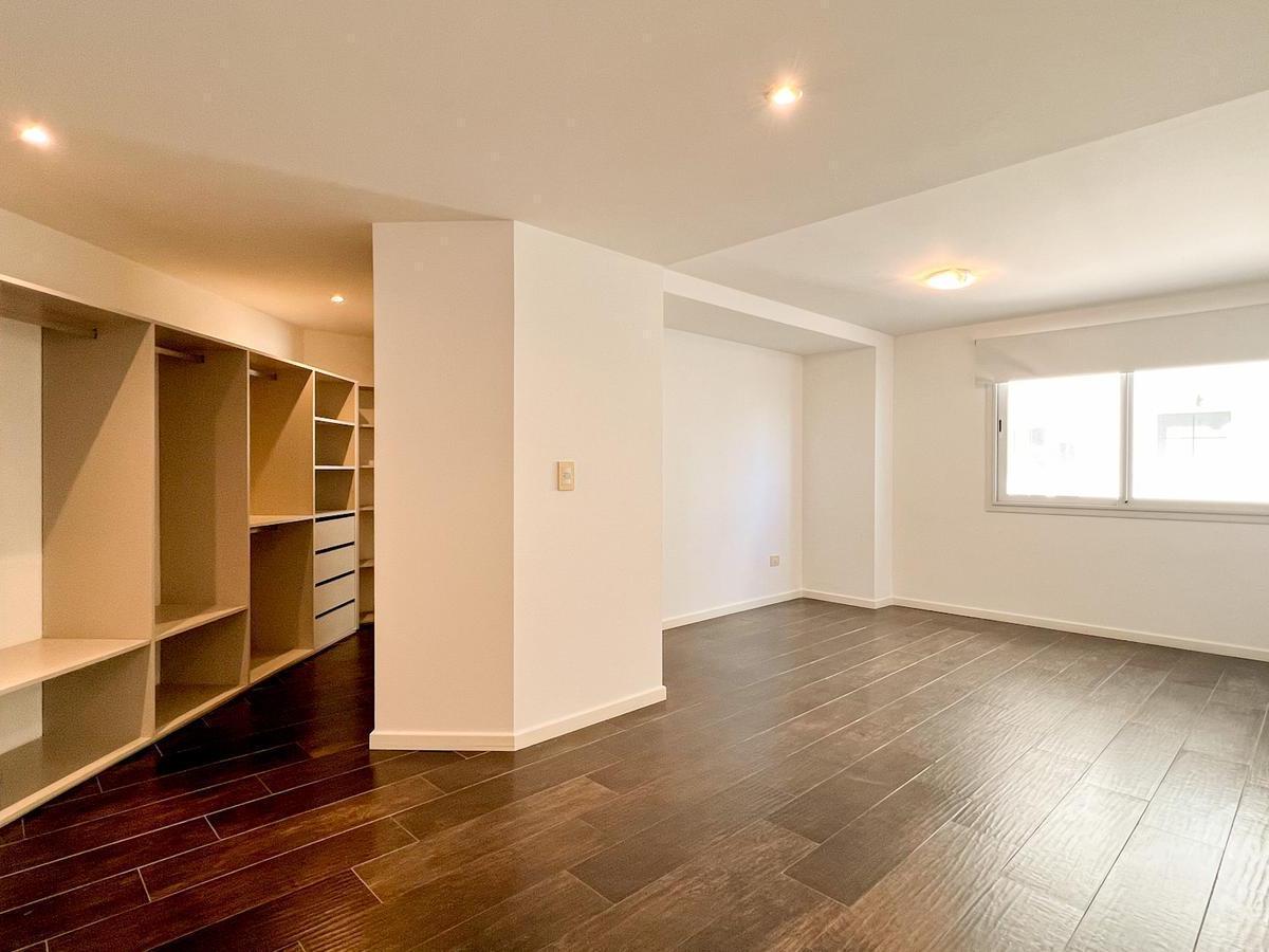Venta Departamento 4 Ambientes a La Calle Zona Los Troncos 2