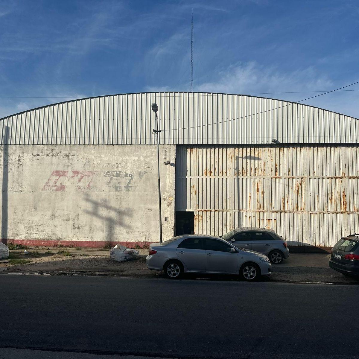 Galpón a La Venta de 1200 m² 3
