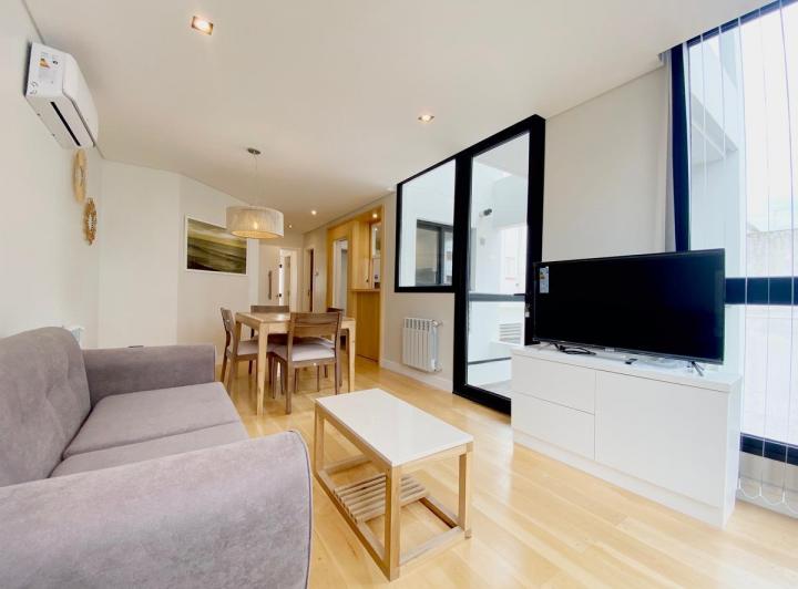 Foto de Venta departamento semipiso 2 ambientes a la calle a estrenar, La Perla, imagen 4