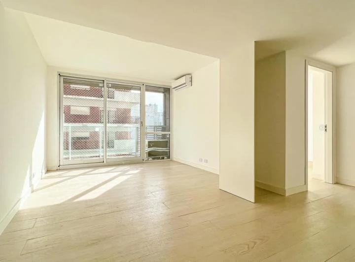 Foto de Venta departamento 2 ambientes a estrenar a la calle, La Perla, Royal, imagen 1