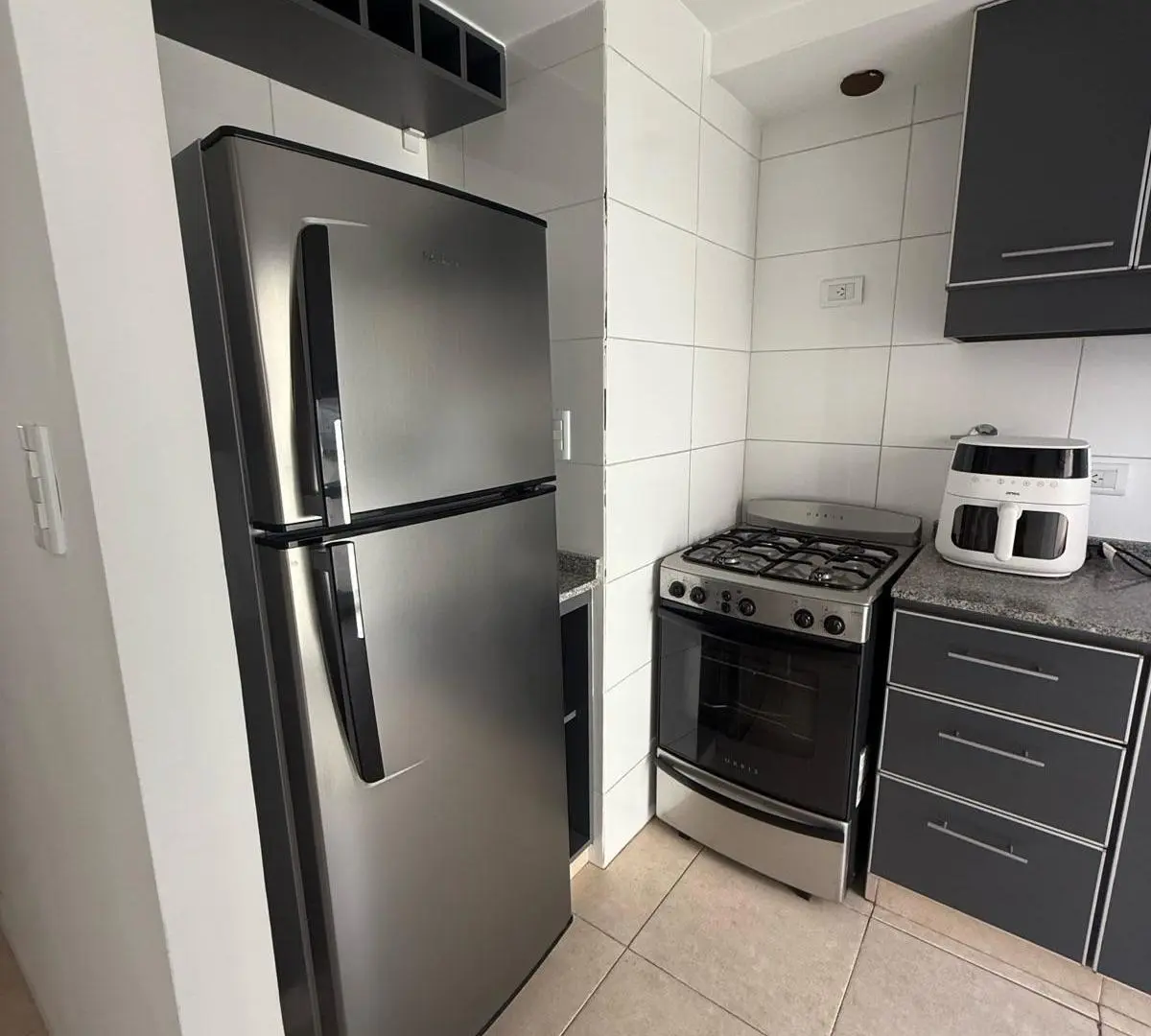Venta Semipiso 2 ambientes Plaza Mitre con balcón al frente 3