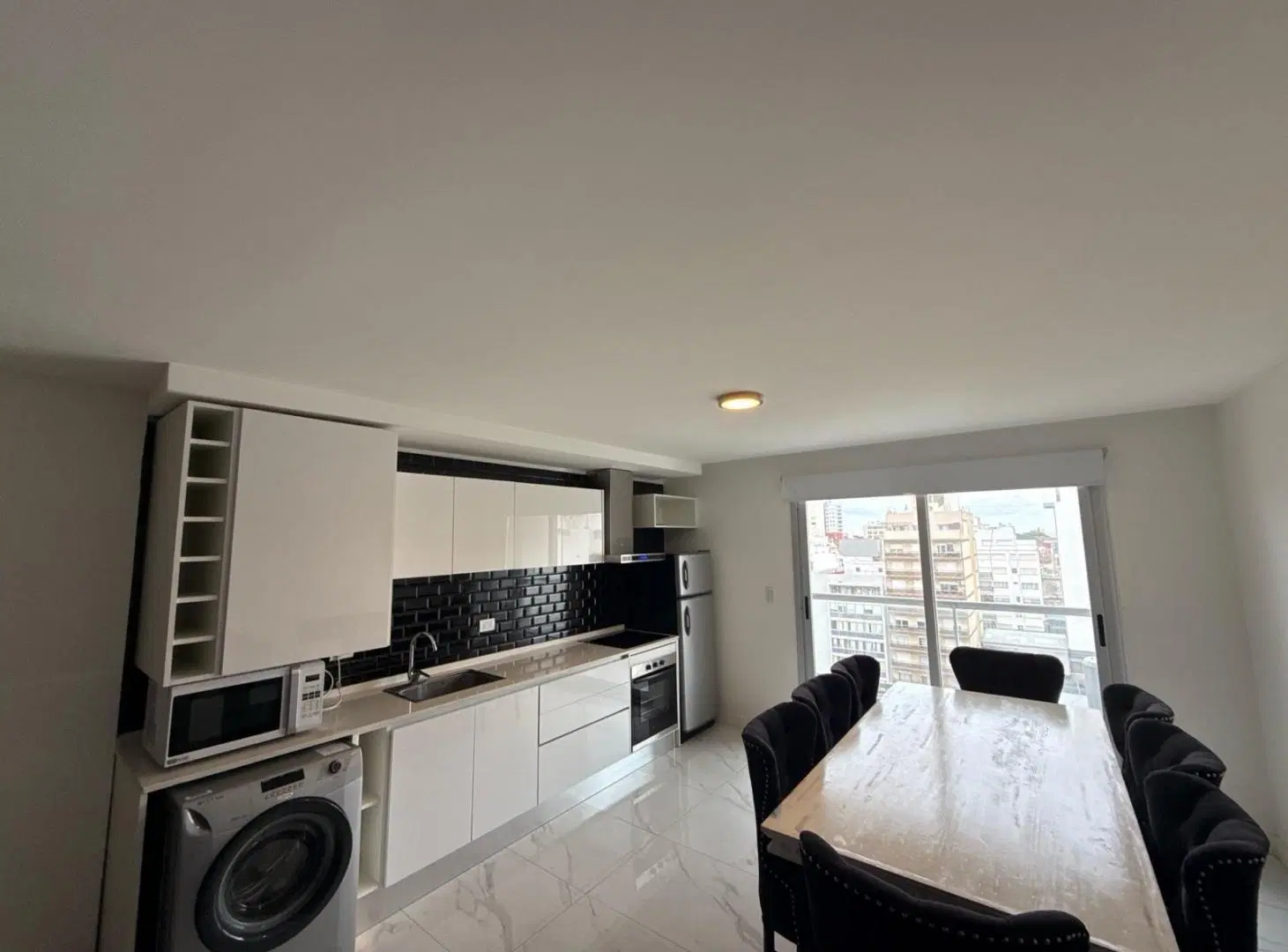 Venta Departamento en Duplex La Perla con 2 cocheras 5