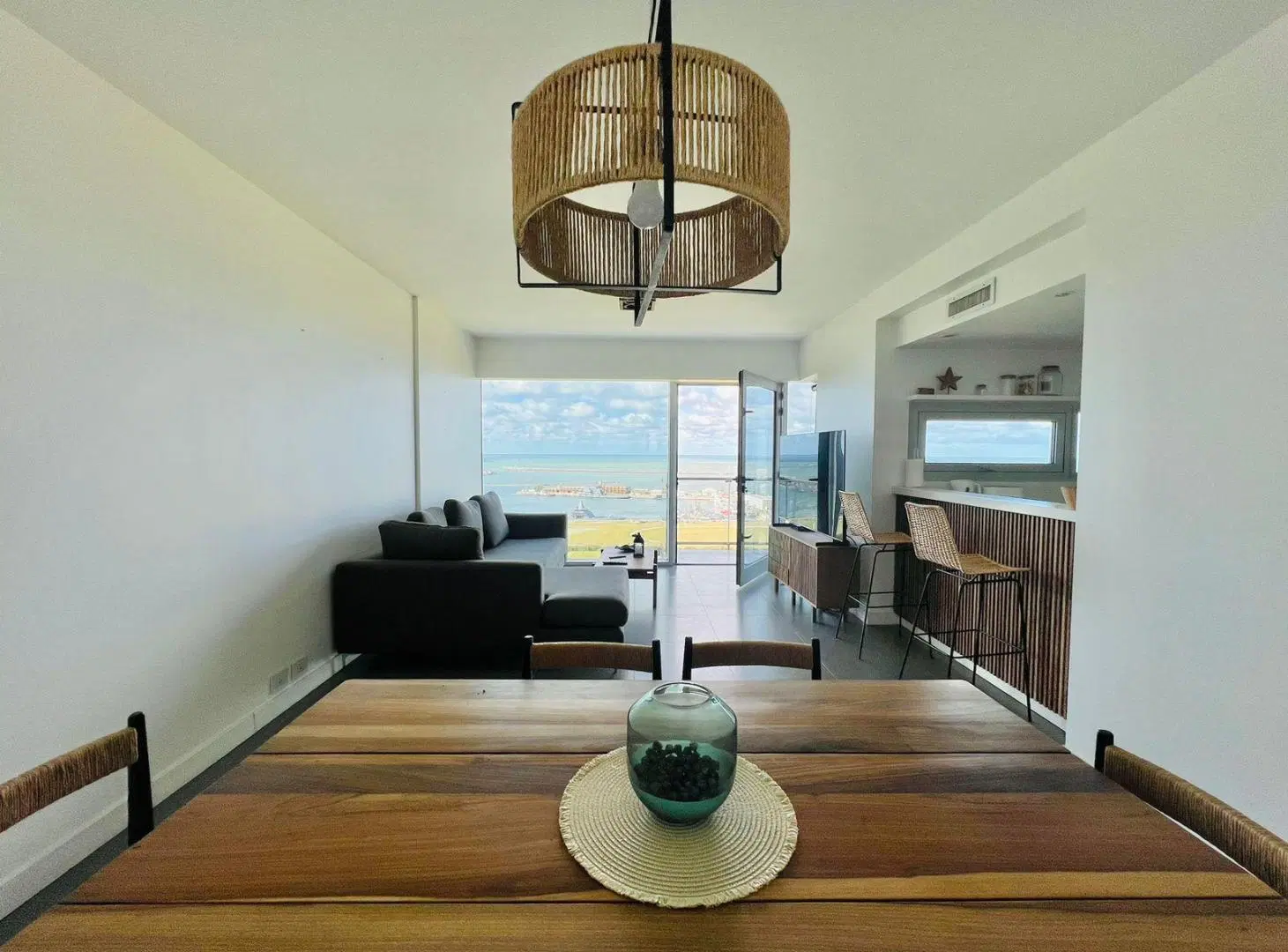 Alquiler departamento 3 ambientes zona Playa Grande con vista al mar Palcos Del Golf 4