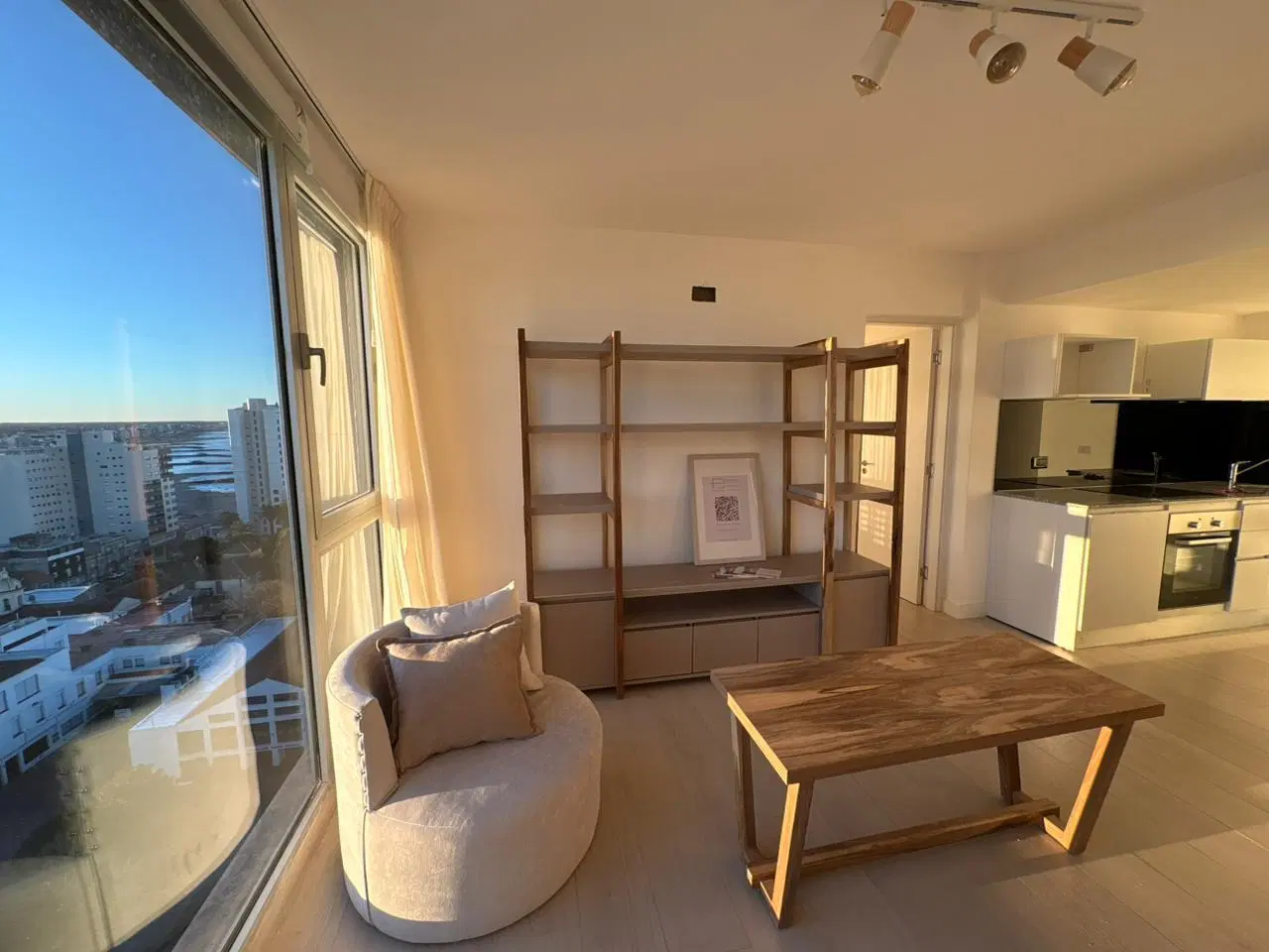 Venta departamento 2 ambientes a estrenar zona La Perla con cochera 8