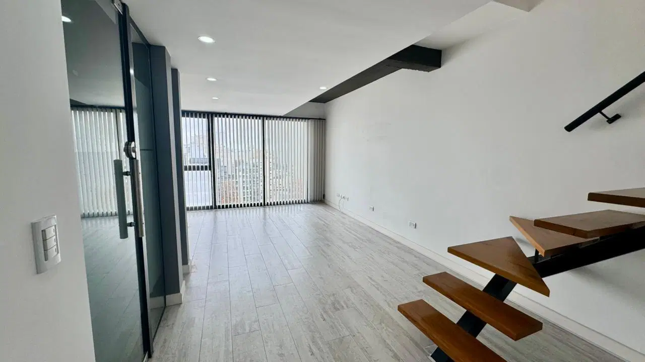 Alquiler Oficina a estrenar Zona Plaza Mitre 3