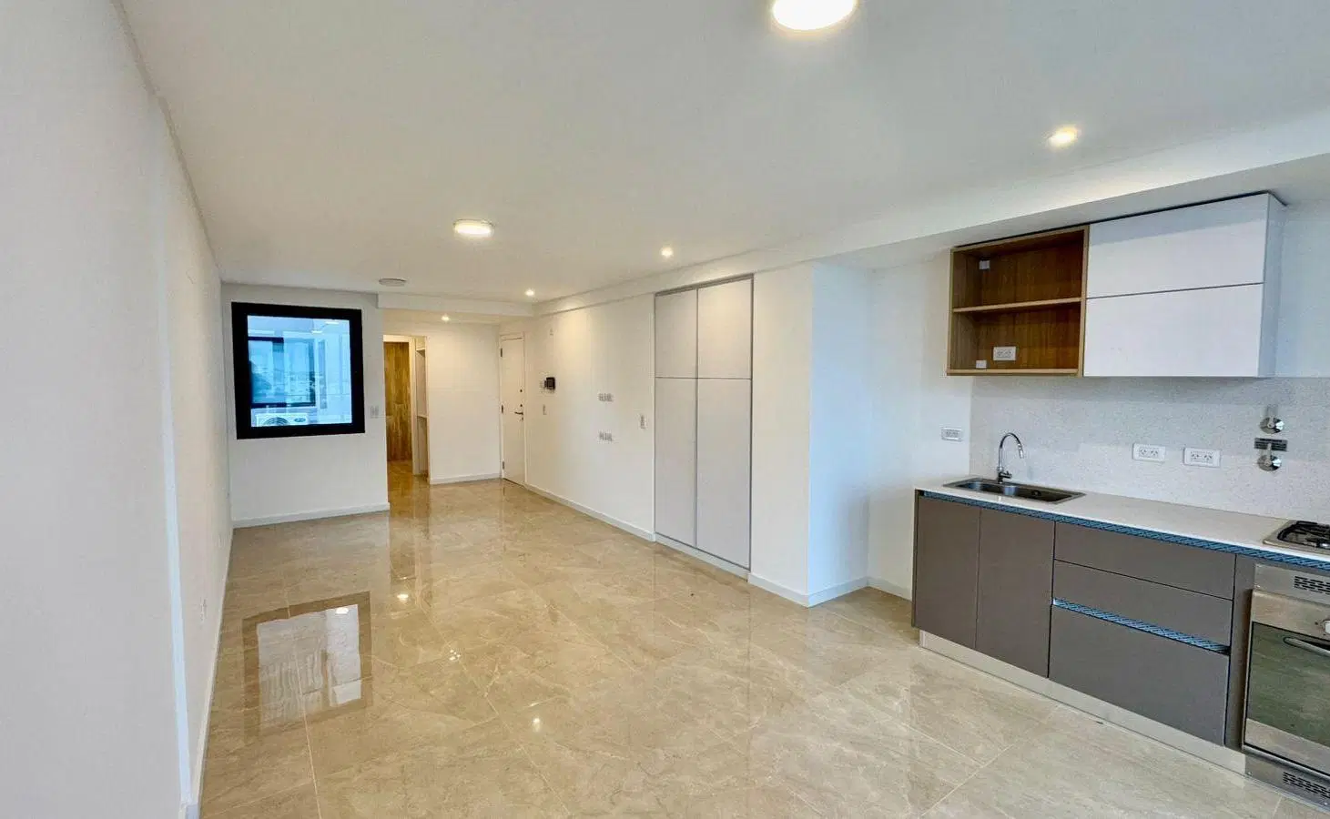 Venta Monoambiente a estrenar Ideal para renta 4