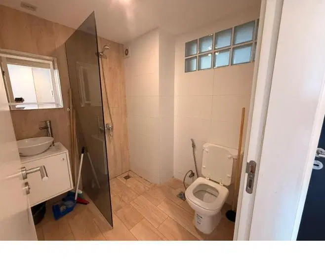 Venta Monoambiente con cochera cubierta 1