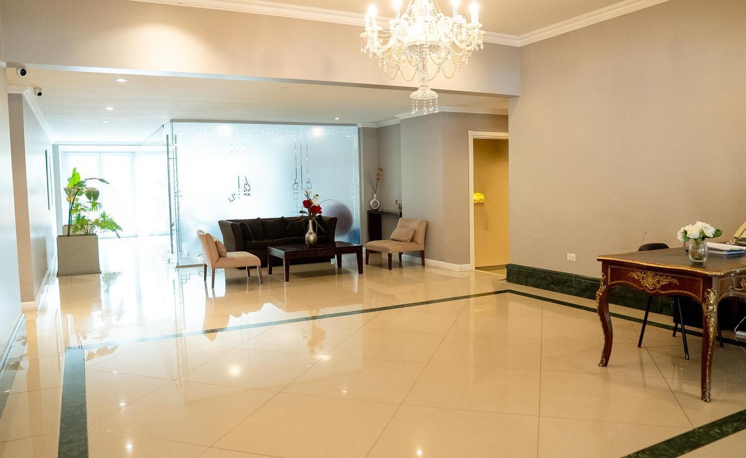 Foto de Venta departamento 3 ambientes con cochera zona Plaza Mitre, imagen 3