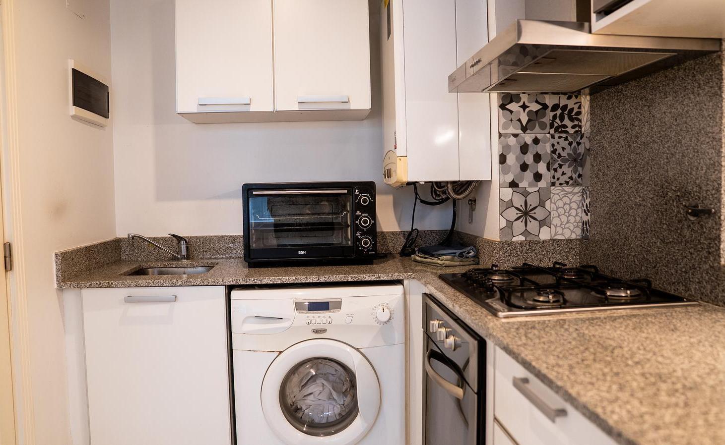 Foto de Venta departamento 3 ambientes con cochera zona Plaza Mitre, imagen 1